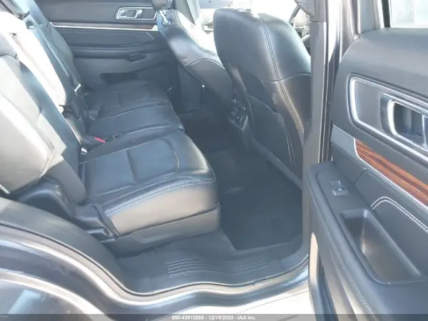 1FM5K7F84JGA21556 2018 FORD EXPLORER - Image 8