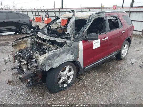 1FM5K7F84JGC84582 2018 FORD EXPLORER - Image 2