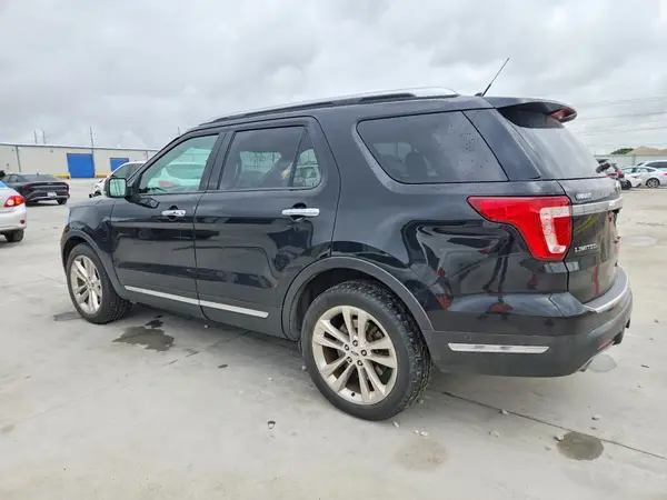 1FM5K7F84KGA88210 2019 FORD EXPLORER - Image 2