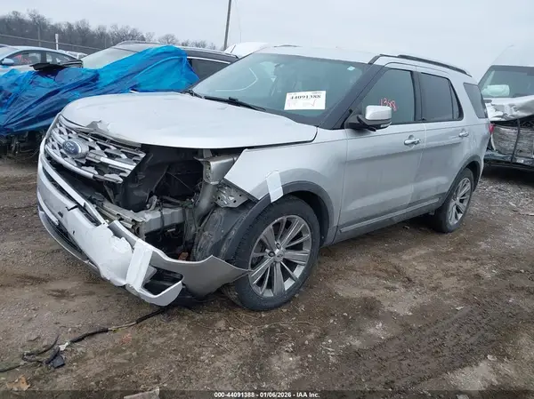 1FM5K7F85JGB11606 2018 FORD EXPLORER - Image 2