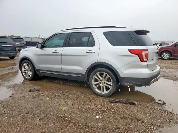 1FM5K7F86HGA11010 2017 FORD EXPLORER - Image 2