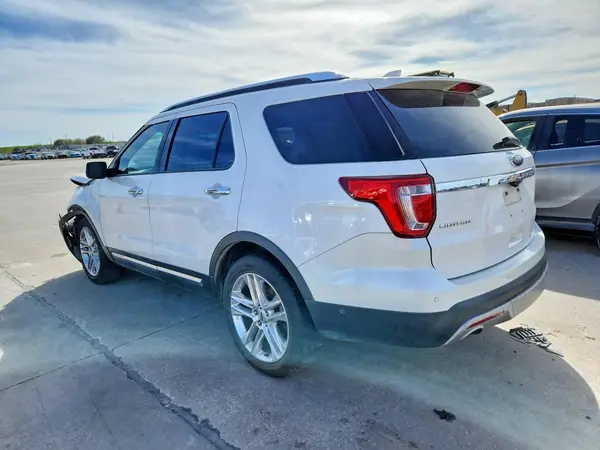 1FM5K7F86HGB21104 2017 FORD EXPLORER - Image 2