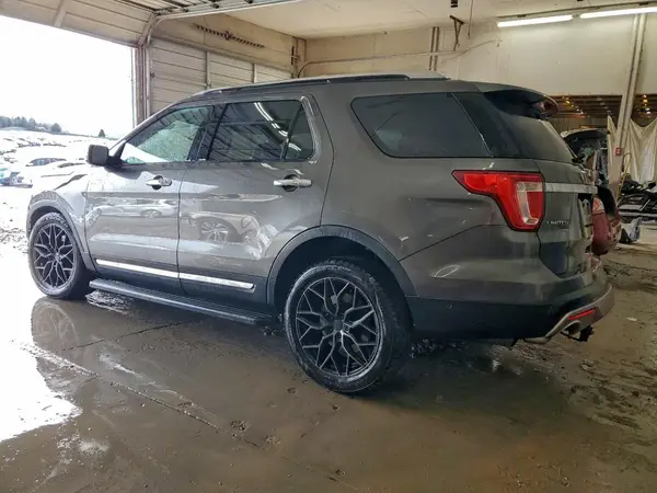 1FM5K7F86HGC88451 2017 FORD EXPLORER - Image 2
