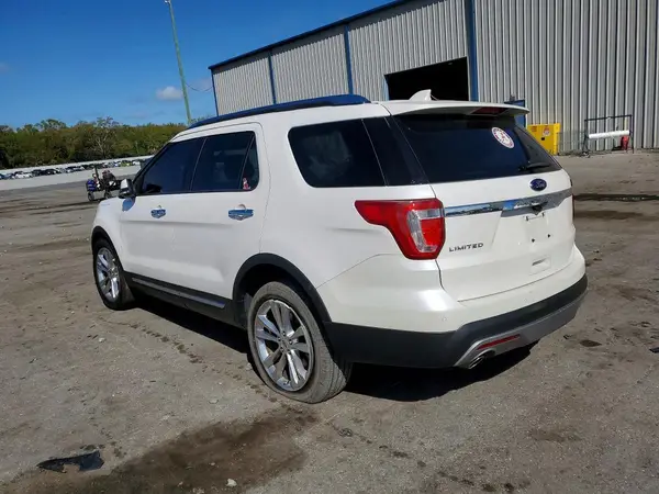 1FM5K7F86HGE40955 2017 FORD EXPLORER - Image 2