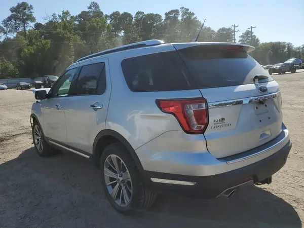 1FM5K7F86JGA43607 2018 FORD EXPLORER - Image 2