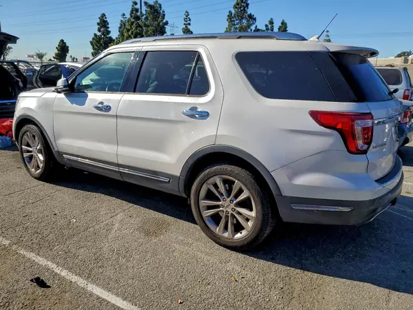 1FM5K7F86JGA56132 2018 FORD EXPLORER - Image 2