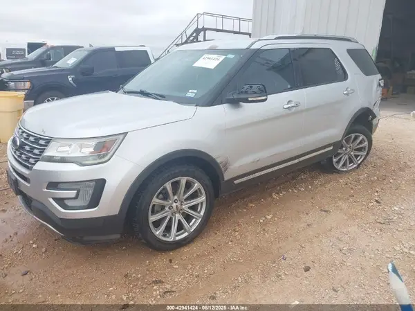 1FM5K7F87HGC34110 2017 FORD EXPLORER - Image 2