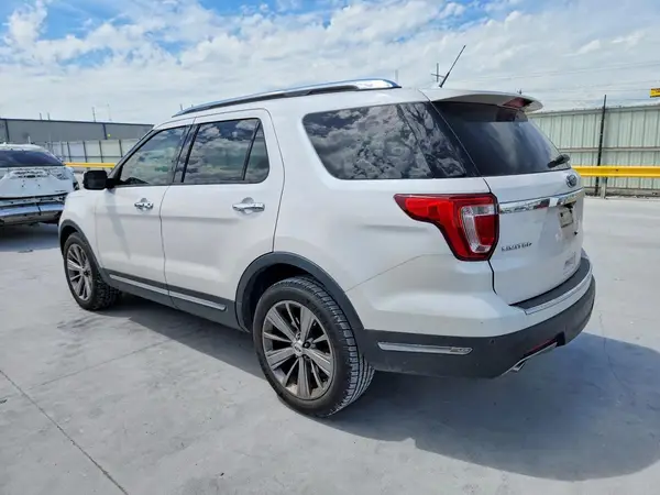 1FM5K7F87JGA16304 2018 FORD EXPLORER - Image 2