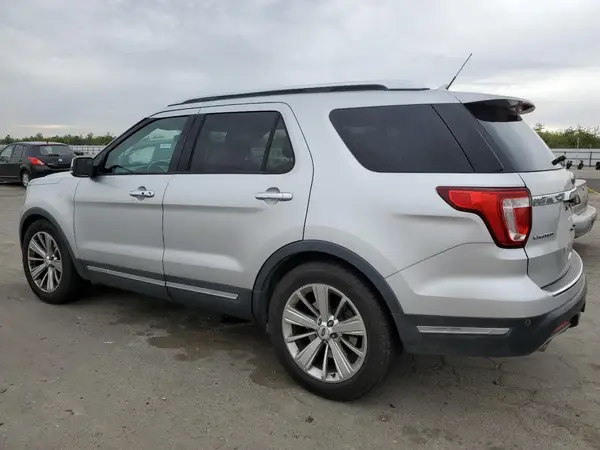 1FM5K7F87KGA10682 2019 FORD EXPLORER - Image 2