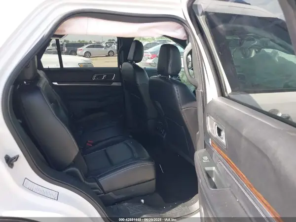 1FM5K7F87KGB17389 2019 FORD EXPLORER - Image 8