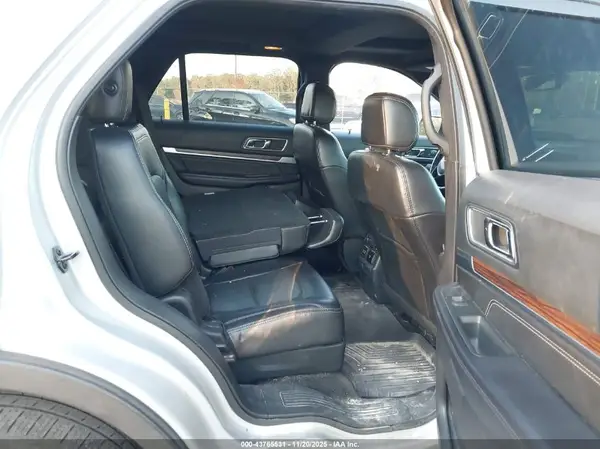 1FM5K7F88HGC69240 2017 FORD EXPLORER - Image 8