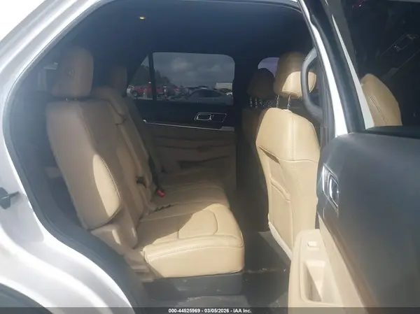 1FM5K7F89HGC15056 2017 FORD EXPLORER - Image 8