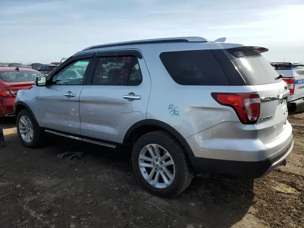 1FM5K7F89HGD24357 2017 FORD EXPLORER - Image 2