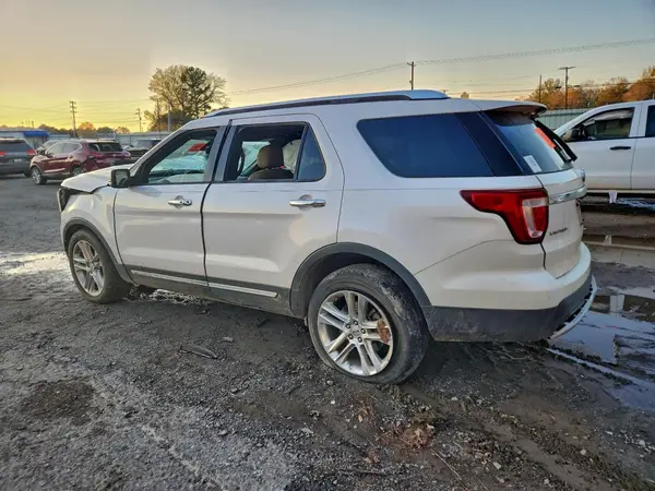 1FM5K7F89HGE27214 2017 FORD EXPLORER - Image 2