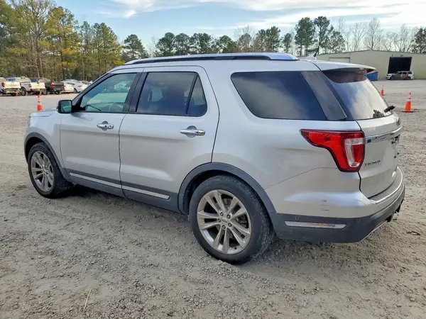 1FM5K7F89JGA89058 2018 FORD EXPLORER - Image 2
