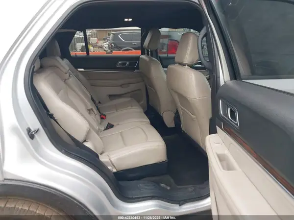 1FM5K7F89JGB33530 2018 FORD EXPLORER - Image 8