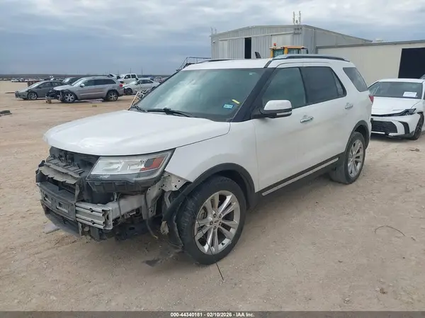 1FM5K7F89JGC48600 2018 FORD EXPLORER - Image 2