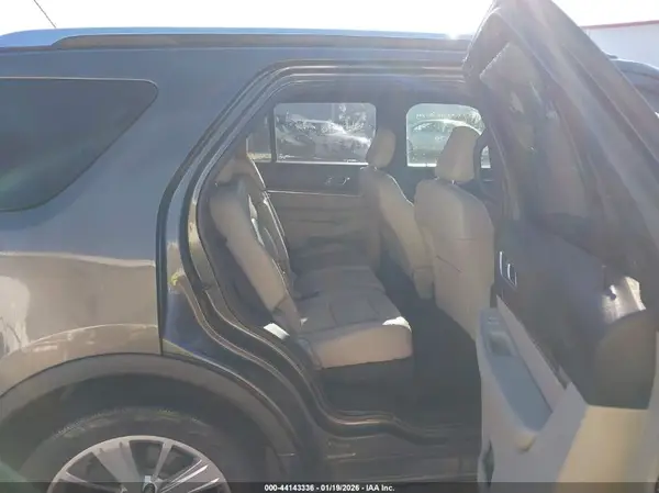 1FM5K7F89KGB13912 2019 FORD EXPLORER - Image 8