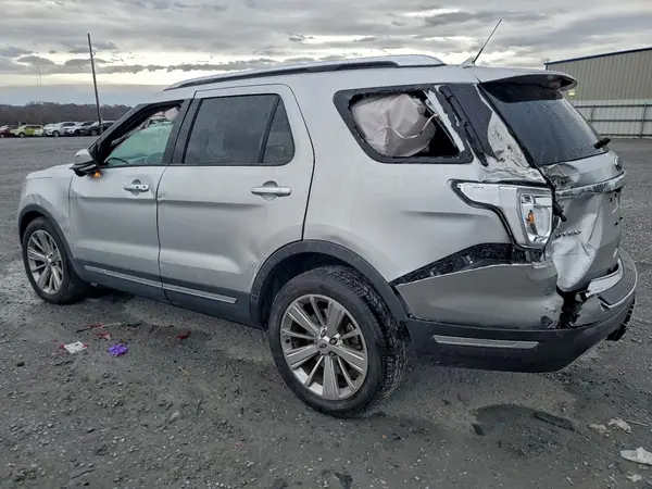1FM5K7F89KGB42195 2019 FORD EXPLORER - Image 2