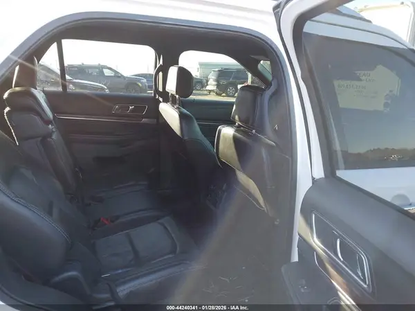 1FM5K7F8XHGB87512 2017 FORD EXPLORER - Image 8