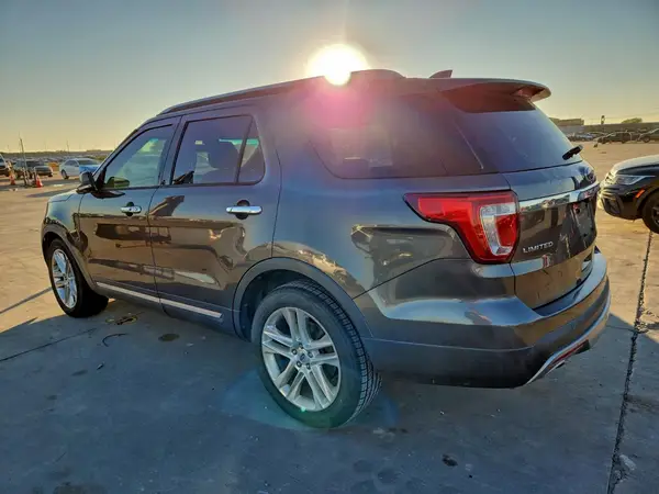 1FM5K7F8XHGC61169 2017 FORD EXPLORER - Image 2