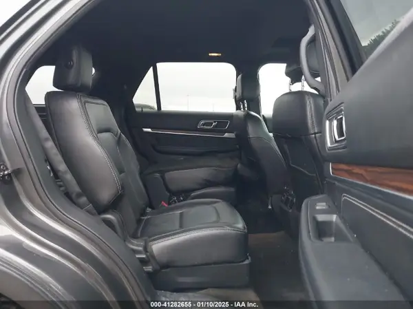 1FM5K7F8XHGC76769 2017 FORD EXPLORER - Image 8