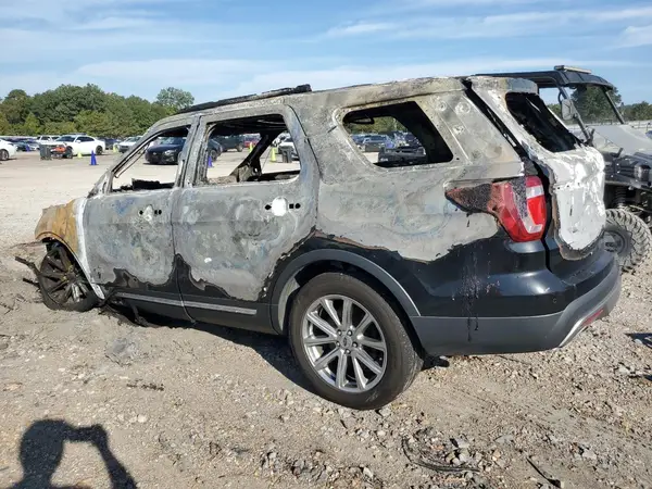 1FM5K7F8XHGC92261 2017 FORD EXPLORER - Image 2