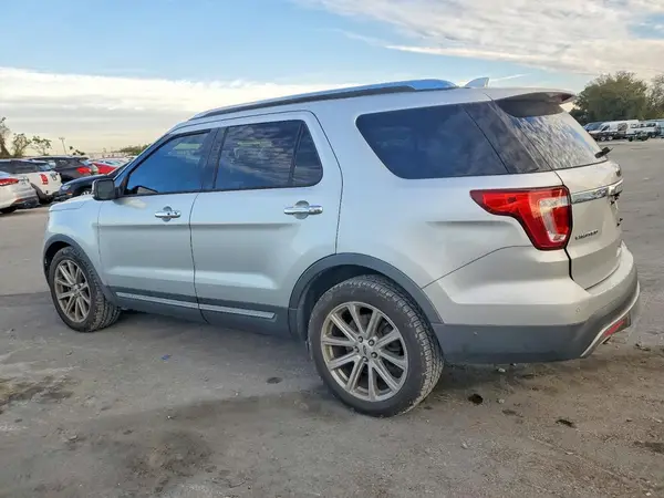 1FM5K7F8XHGE27710 2017 FORD EXPLORER - Image 2