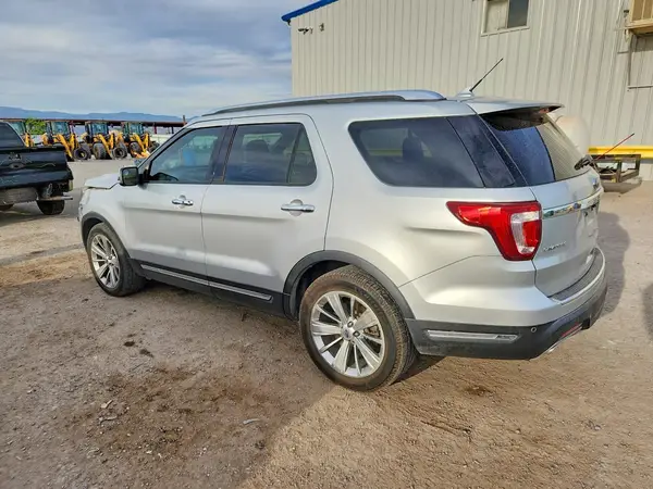 1FM5K7F8XJGA36725 2018 FORD EXPLORER - Image 2
