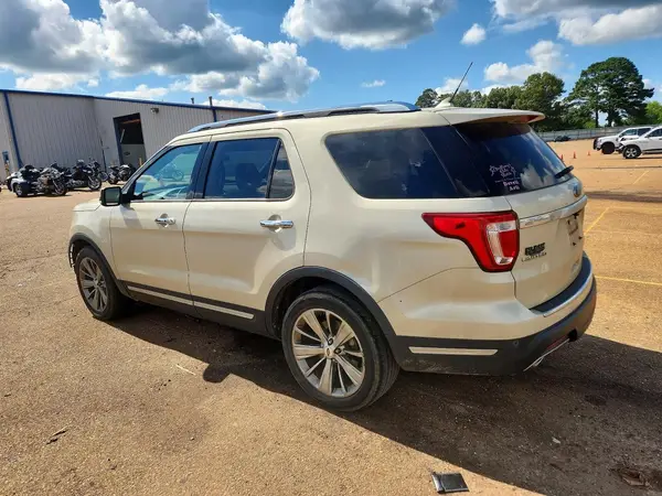 1FM5K7F8XJGB07972 2018 FORD EXPLORER - Image 2