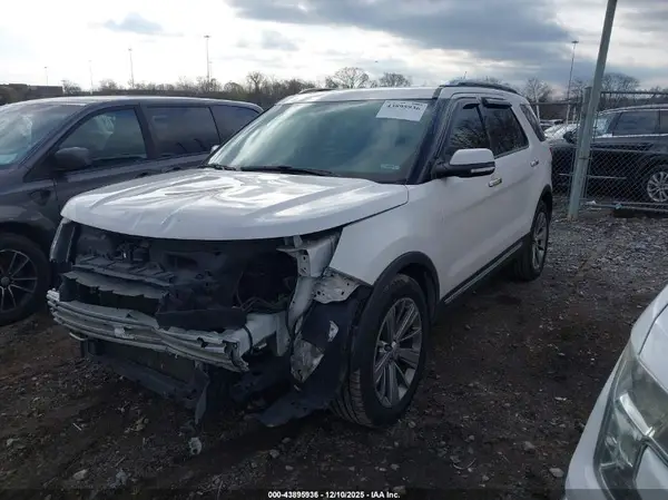 1FM5K7F8XJGB97074 2018 FORD EXPLORER - Image 2