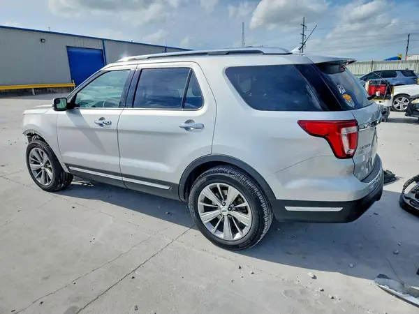 1FM5K7F8XJGC13581 2018 FORD EXPLORER - Image 2