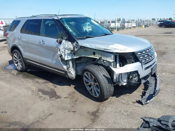 1FM5K7FH1HGC05766 2017 FORD EXPLORER - Image 1