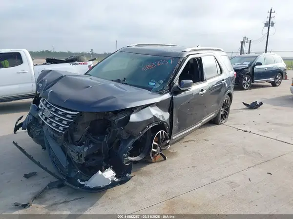 1FM5K7FH2HGB78500 2017 FORD EXPLORER - Image 2