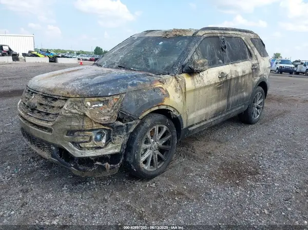 1FM5K7FH2HGD20487 2017 FORD EXPLORER - Image 2