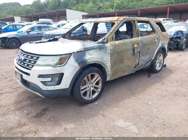 1FM5K7FH3HGA27262 2017 FORD EXPLORER - Image 2