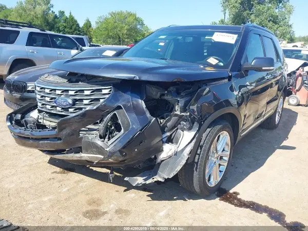 1FM5K7FH3HGB90770 2017 FORD EXPLORER - Image 2