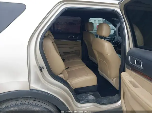 1FM5K7FH3HGD86725 2017 FORD EXPLORER - Image 8