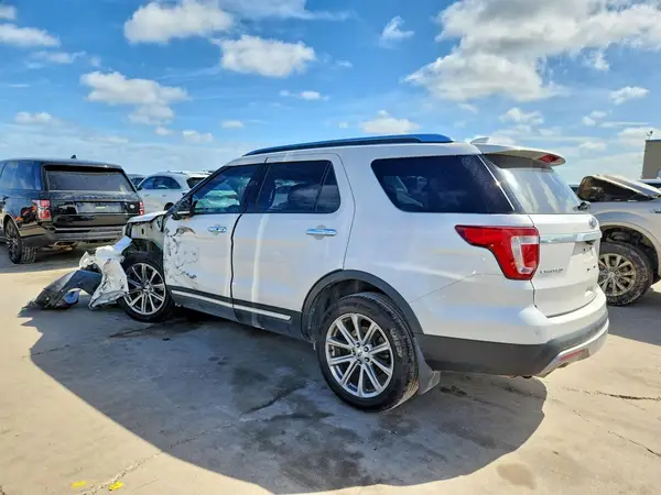 1FM5K7FH3HGE41531 2017 FORD EXPLORER - Image 2
