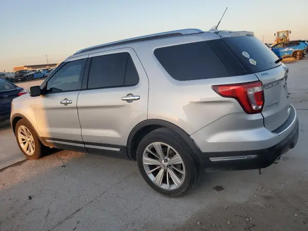 1FM5K7FH4KGB07211 2019 FORD EXPLORER - Image 2