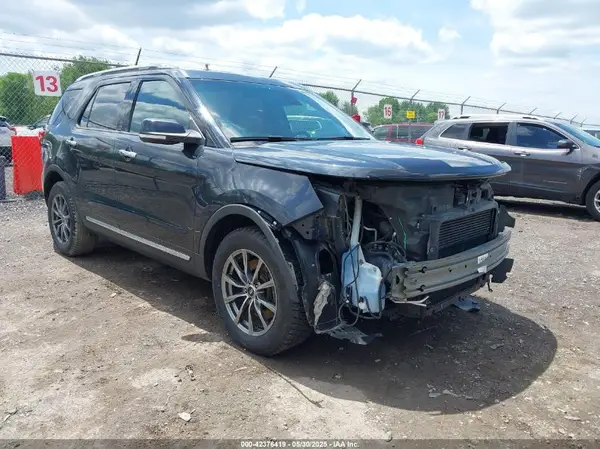 1FM5K7FH8HGA14748 2017 FORD EXPLORER - Image 1