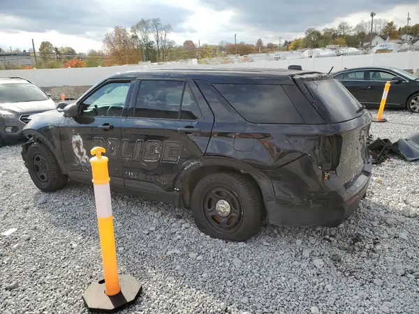 1FM5K8AB1MGA64815 2021 FORD EXPLORER - Image 2
