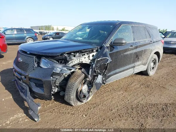 1FM5K8AB1NGA25577 2022 FORD EXPLORER - Image 2