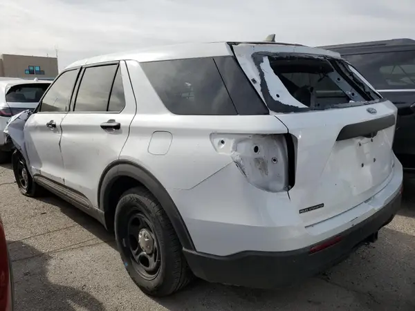 1FM5K8AB1NGA29533 2022 FORD EXPLORER - Image 2