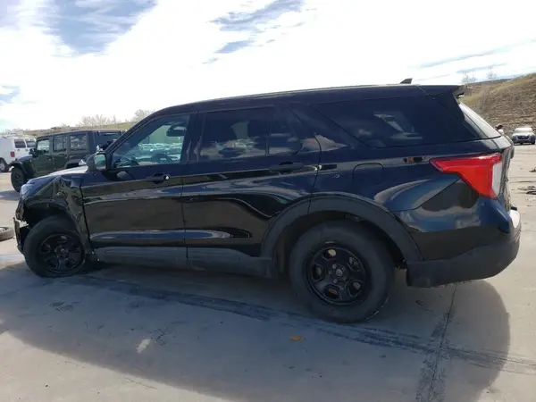 1FM5K8AB1NGB76662 2022 FORD EXPLORER - Image 2