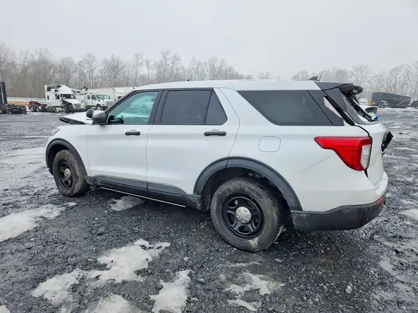 1FM5K8AB1PGA06076 2023 FORD EXPLORER - Image 2