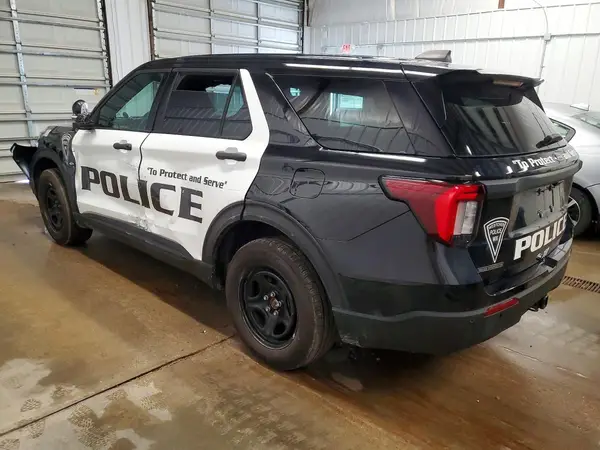 1FM5K8AB1SGA22318 2025 FORD EXPLORER - Image 2