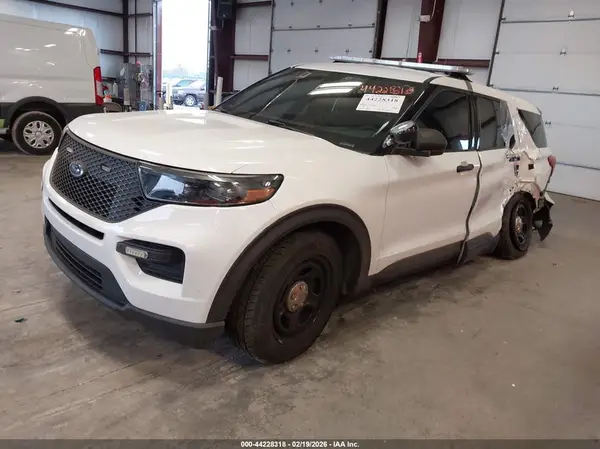 1FM5K8AB2LGC51530 2020 FORD EXPLORER - Image 2