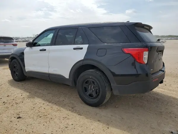 1FM5K8AB2RGA26145 2024 FORD EXPLORER - Image 2