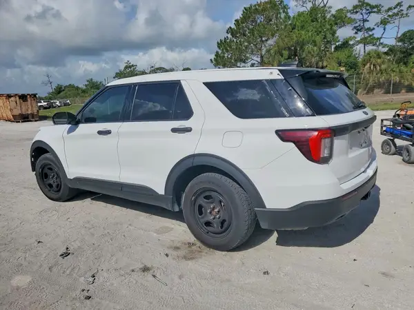 1FM5K8AB2SGA02868 2025 FORD EXPLORER - Image 2